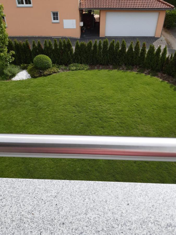 Attika Ferienwohnung Merk Кройцлінген Екстер'єр фото